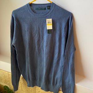 Men’s long sleeve sweater
